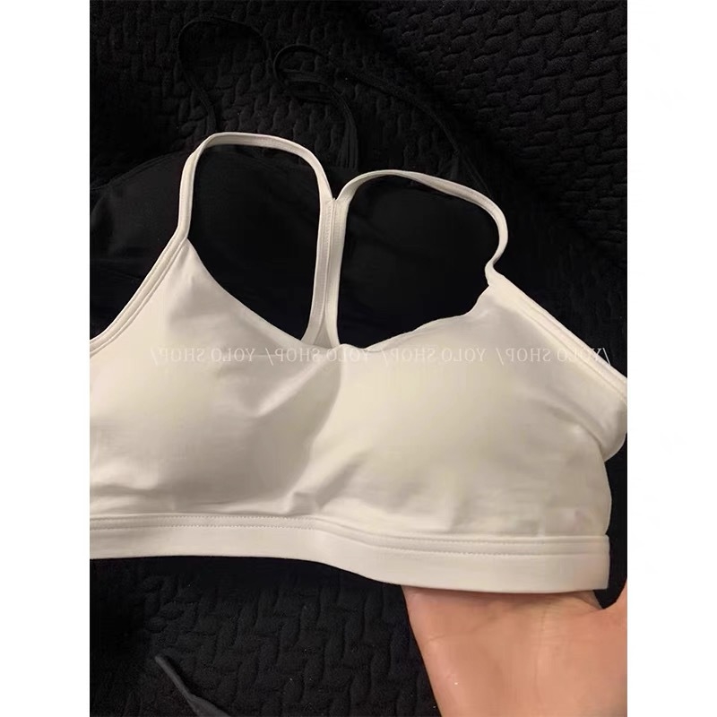 Rayon halter top s otvorenim leđima i križnim leđnim dizajnom, s ugrađenim jastučićem za prsni koš, baza za slojevito nošenje