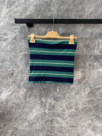 Τοπ σωλήνας χωρίς τιράντες με εφαρμογή γράμματος και ριγέ σχέδιο — Slim fit, μήκος 40–50 cm, βαμβάκι 95%+