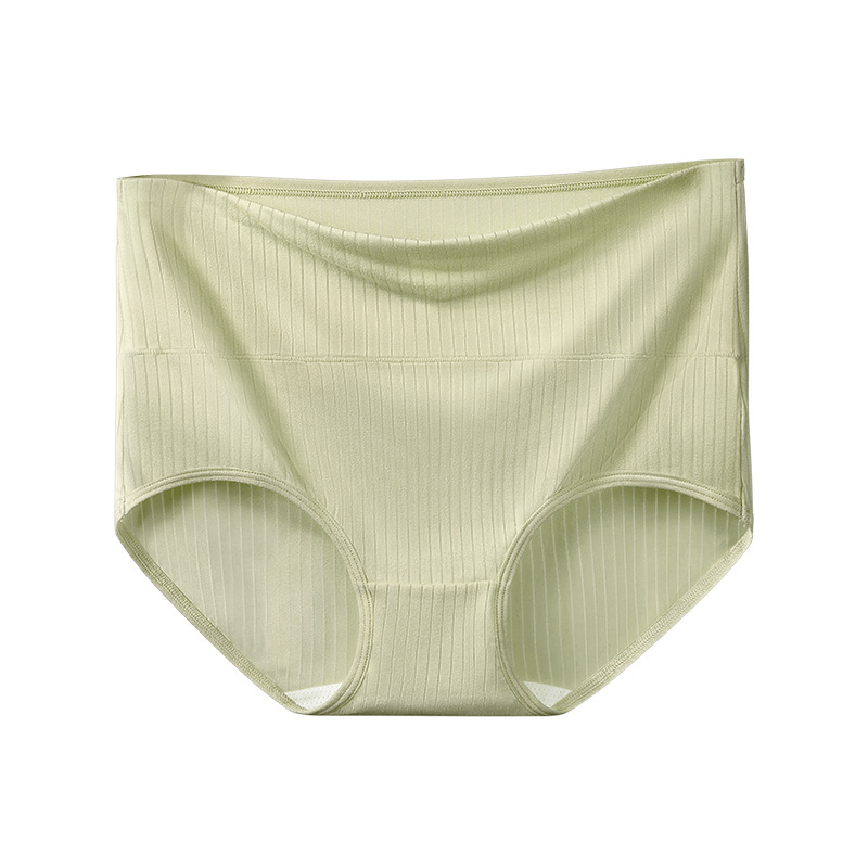 Női magas derekú fehérnemű Milk Silk anyagból, antibakteriális ágyék, lélegző kötött anyag; fő anyag: poliészter 92%, belső viszkóz 95–100%, egyszínű