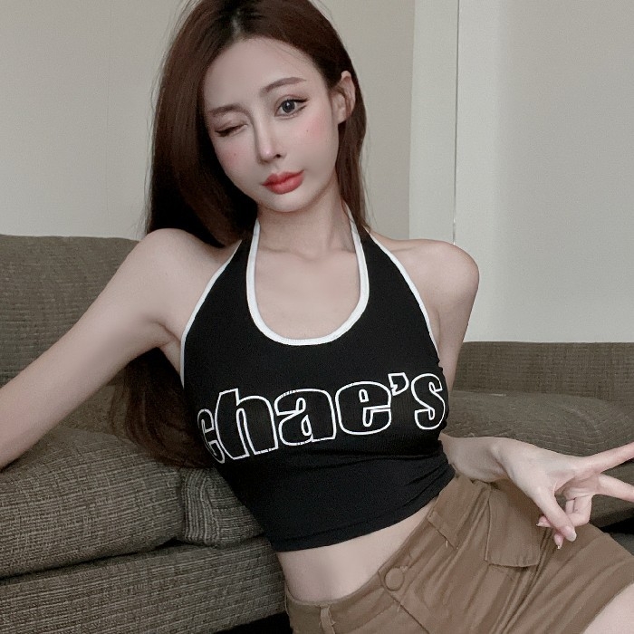 Hálter nyakú top, hát nélküli, vékony pántokkal, koreai stílusú rövid felső, szöveges mintával, poliészter (70–80%)