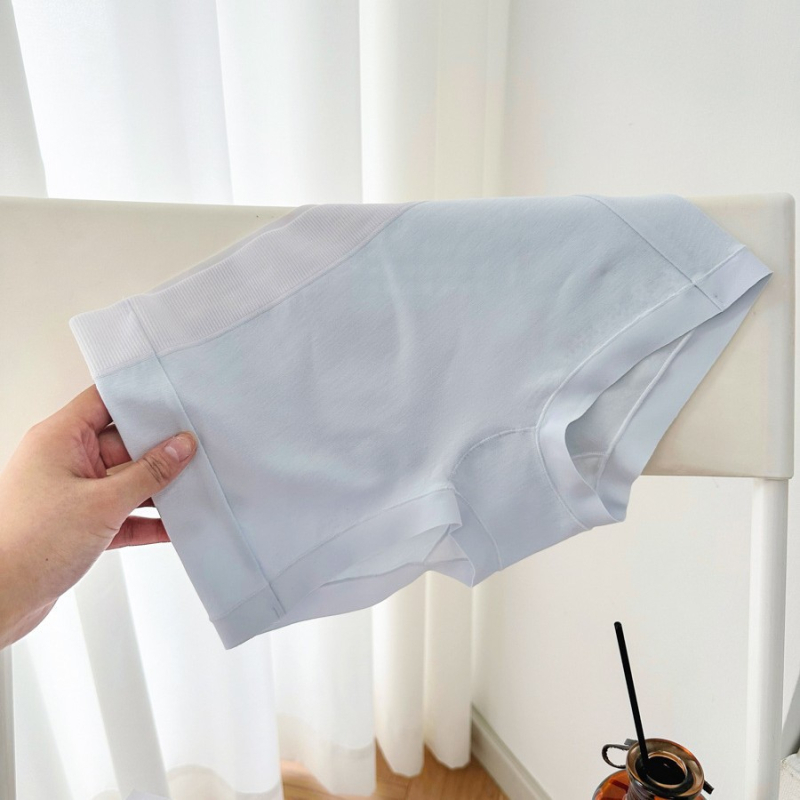 Ženske pamučne bokserice s antibakterijskim preponskim dijelom; glavni materijal 95–100% pamuk, podstava prepona 100% pamuk, boxer stil, srednji pojas