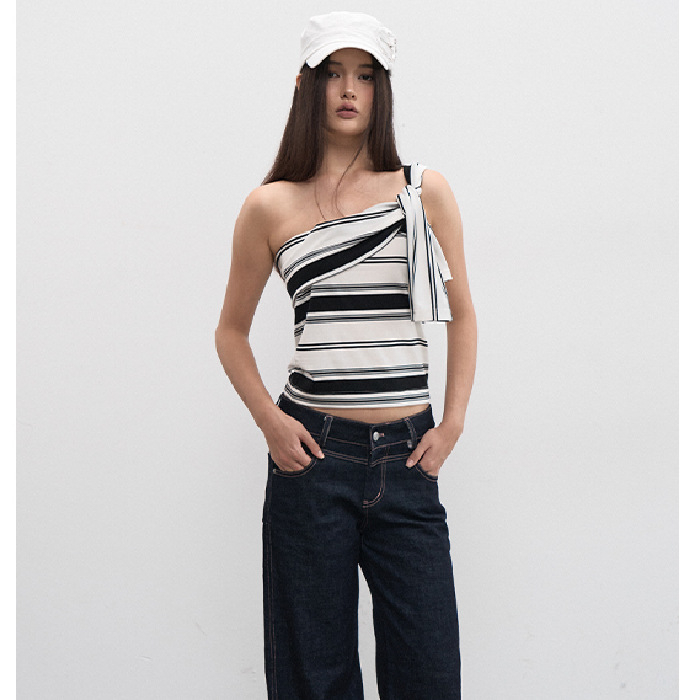 Tube Top - seksi bez ramena, uski kroj, kratka duljina, jesen 2025