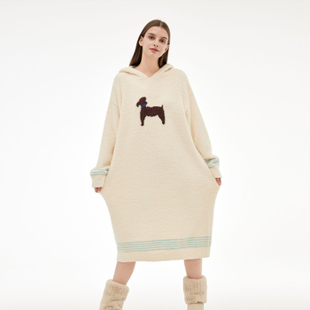 Ženska noćna haljina od polu-velura, duga, opušten kroj, duge rukave, 100% poliester, ženski stil, jesen zima