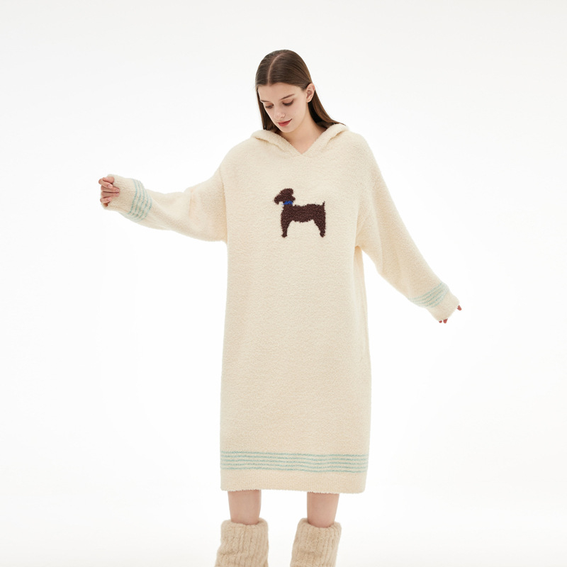 Ženska noćna haljina od polu-velura, duga, opušten kroj, duge rukave, 100% poliester, ženski stil, jesen zima