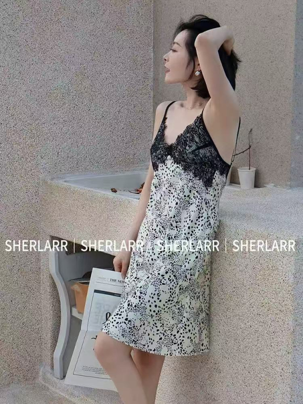 Noćna haljina Ice Silk, s trakama, Vizrezom, bez rukava, kratka duljina