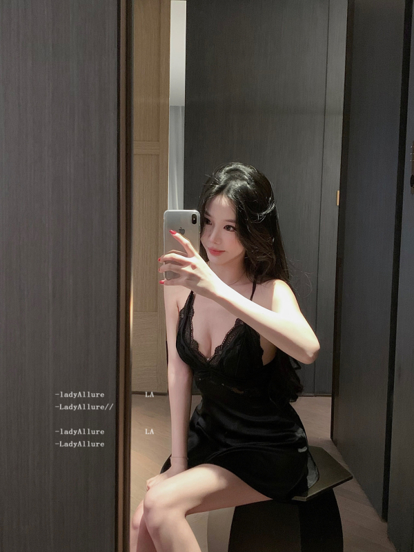 Seksi noćna haljina za žene s otvorenim leđima i trakama, mrežasti materijal, čipkasta mini suknja, camisole stil