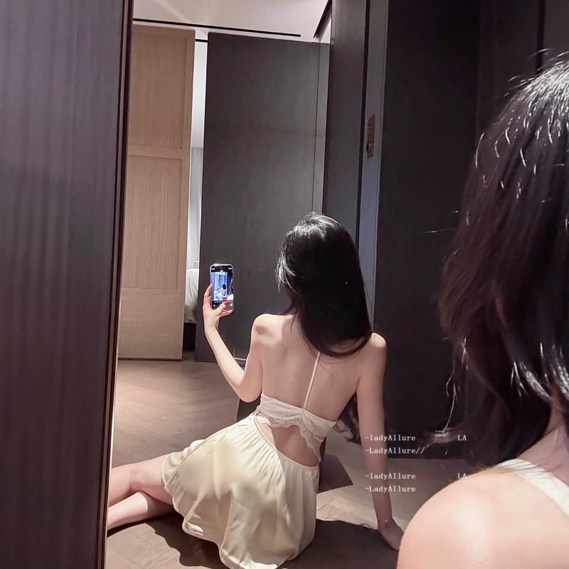 Seksi noćna haljina za žene s otvorenim leđima i trakama, mrežasti materijal, čipkasta mini suknja, camisole stil
