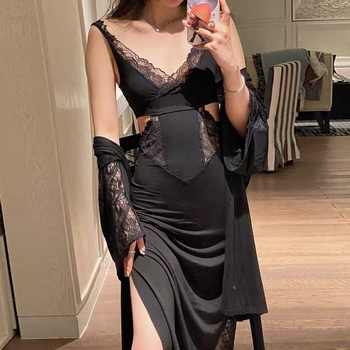 Modal anyagú két darabos hálóing szett: mély V-nyakkal, ujjatlan, ultra vékony anyag, hosszú hálóing és köntös