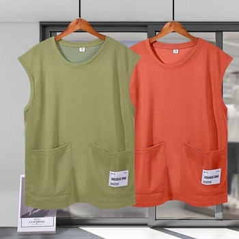 Ujjatlan T-póló-vest, laza szabás, poliészter anyag, egyszínű dizájn, 3D patch zseb