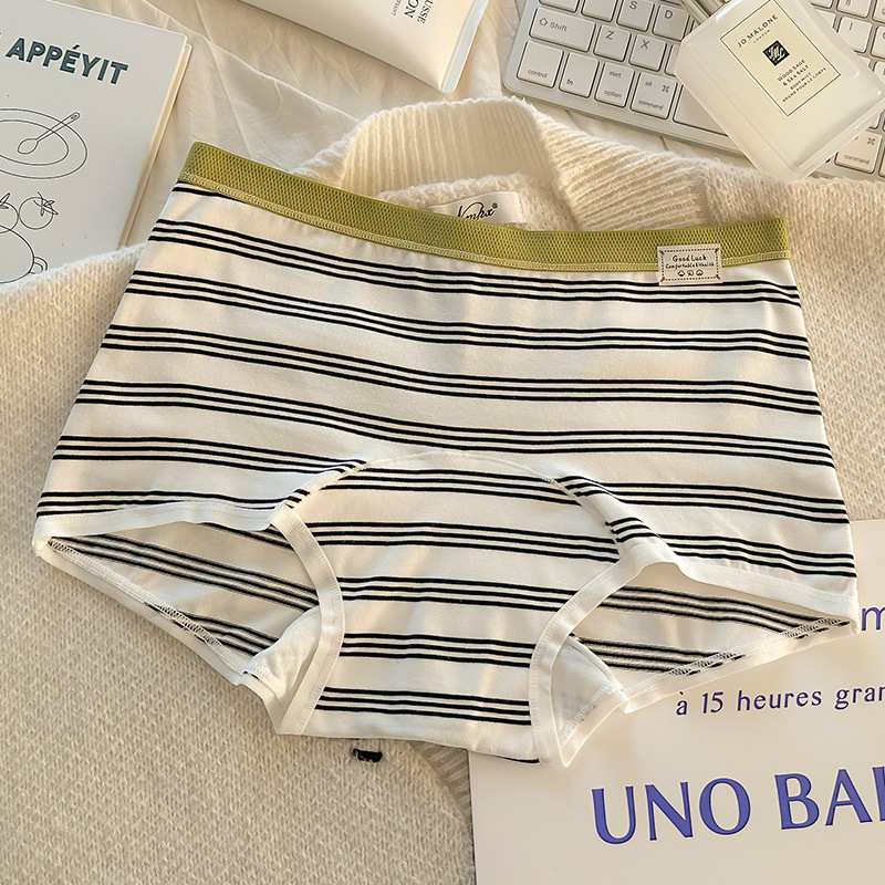 Ženske boxerice s prugama, 90–95% pamuk, antibakterijske, prozračne, pamukasta podstava u preponi