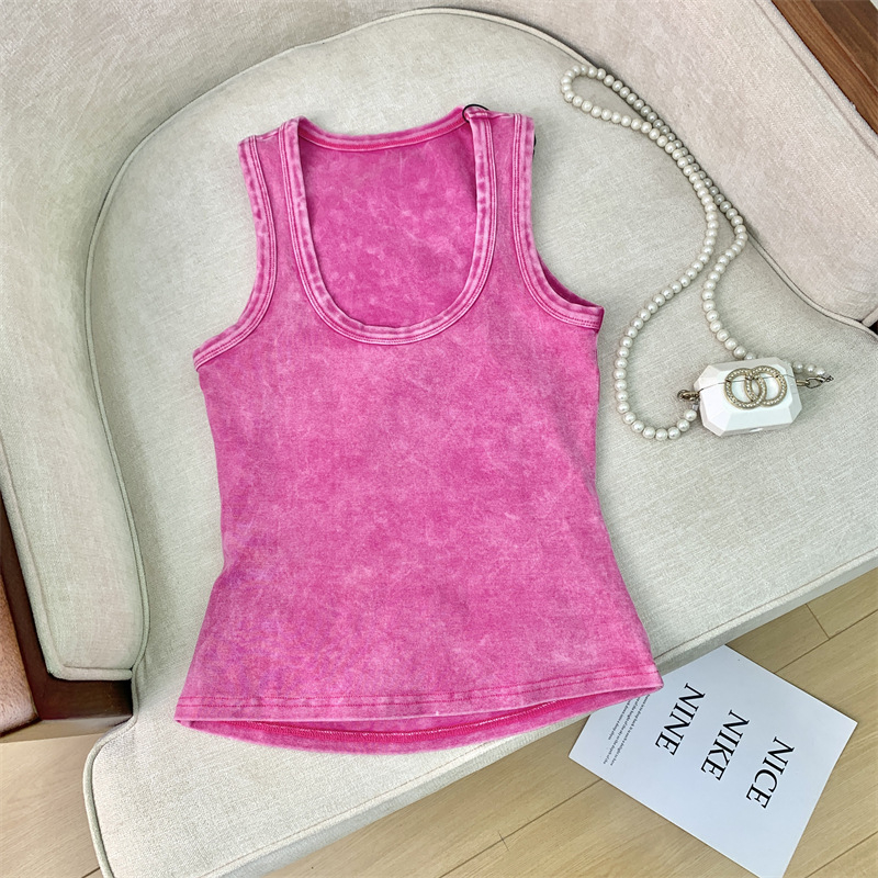 Istrošena pletena vest s U-izrezom i prorezima, pamuk, kratka duljina, gradski stil