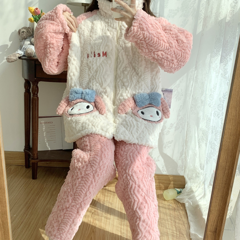 Майчин комплект пижами с три слоя подплата за зимата – дебел фланел, дълги ръкави, дълги панталони, стил карикатура