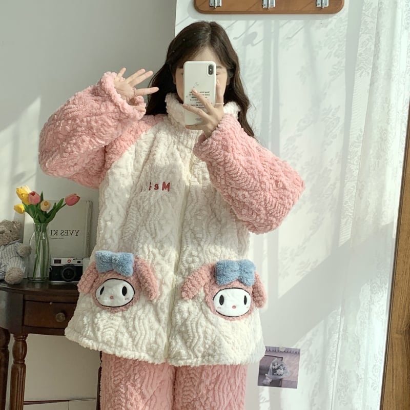 Майчин комплект пижами с три слоя подплата за зимата – дебел фланел, дълги ръкави, дълги панталони, стил карикатура