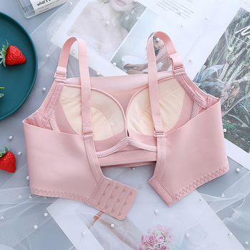 Tube top liemenėlė be vielos, nailono audinys, 3/4 kaušelis su plonu viršutiniu ir storesniu apatineje, nuimamos dvigubos peties, nugaros trijų eilių užsegimas