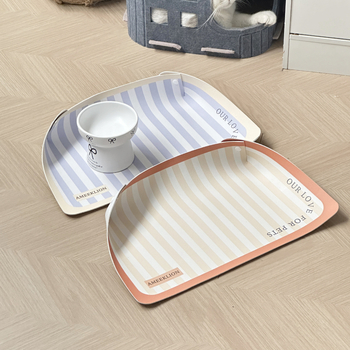 Nahkline toidulaualune koerale