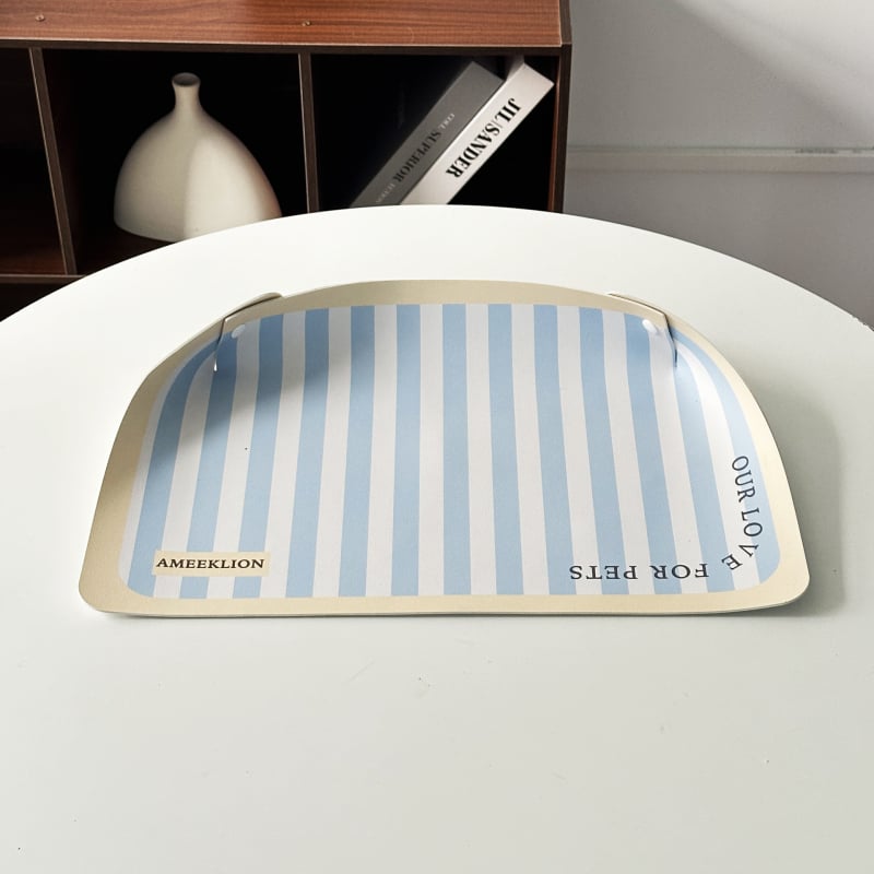 Nahkline toidulaualune koerale