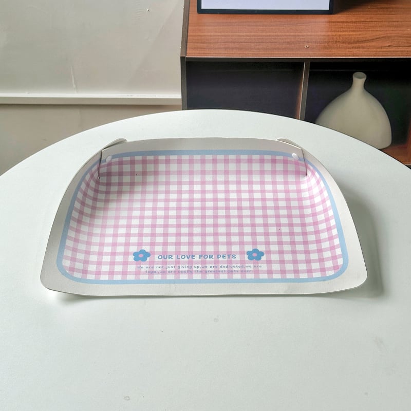 Nahkline toidulaualune koerale