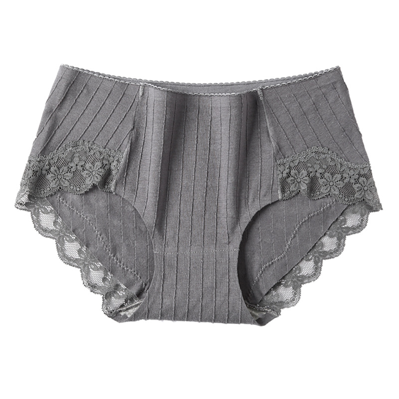 Ženske pamučne gaćice s srednje visokim strukom, prozračne, podizanje bokova, pleteni materijal; glavni materijal 95% pamuk, podstava 100% pamuk