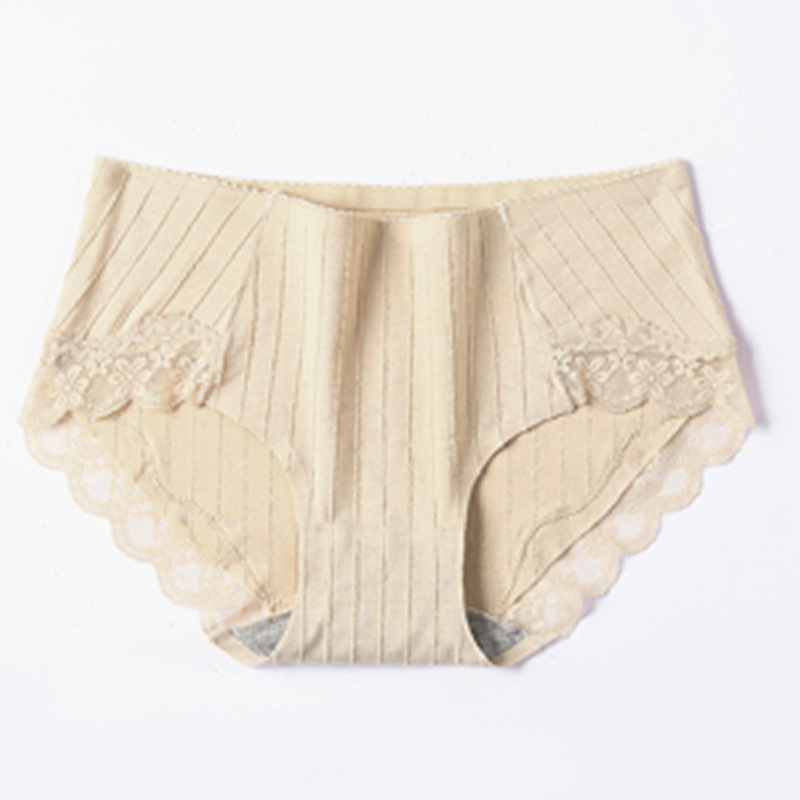 Ženske pamučne gaćice s srednje visokim strukom, prozračne, podizanje bokova, pleteni materijal; glavni materijal 95% pamuk, podstava 100% pamuk