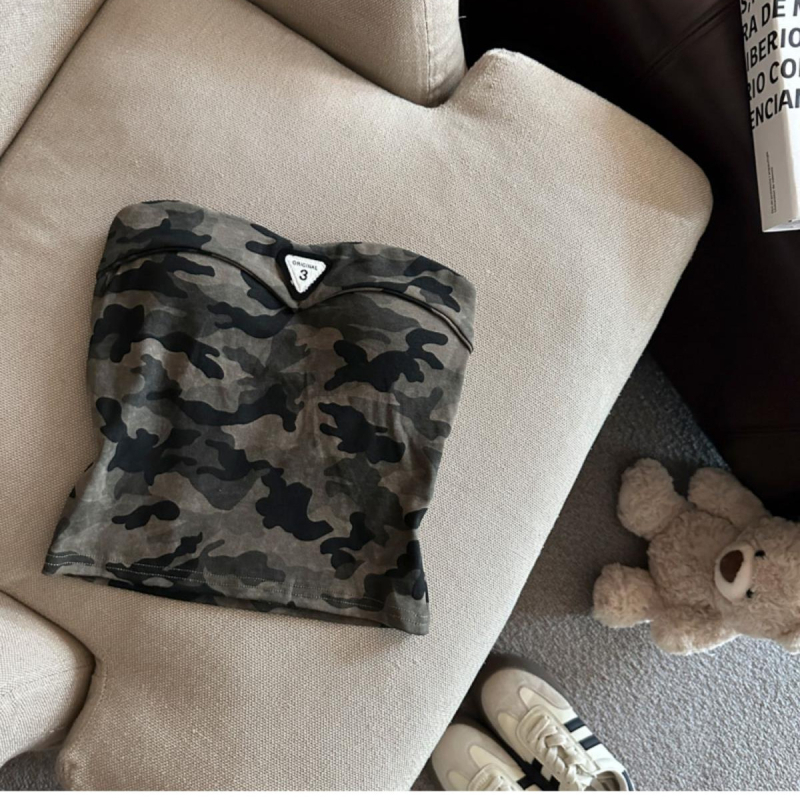 Bodycon top bez naramenica s tie-dye dizajnom i leopard uzorkom, odvojive naramenice, proljeće 2025