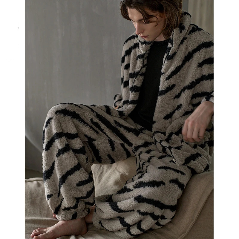 Muške prugaste pidžame od coral flisa, debeli za jesen-zimu, s stojećim ovratnikom, udobne za kućnu upotrebu i nošenje vani