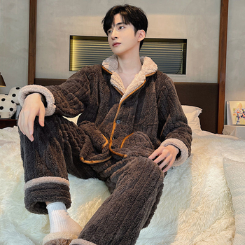 Muški pijama set od Shu Velvet, debeli materijal, rever ovratnik, dugi rukavi i hlače