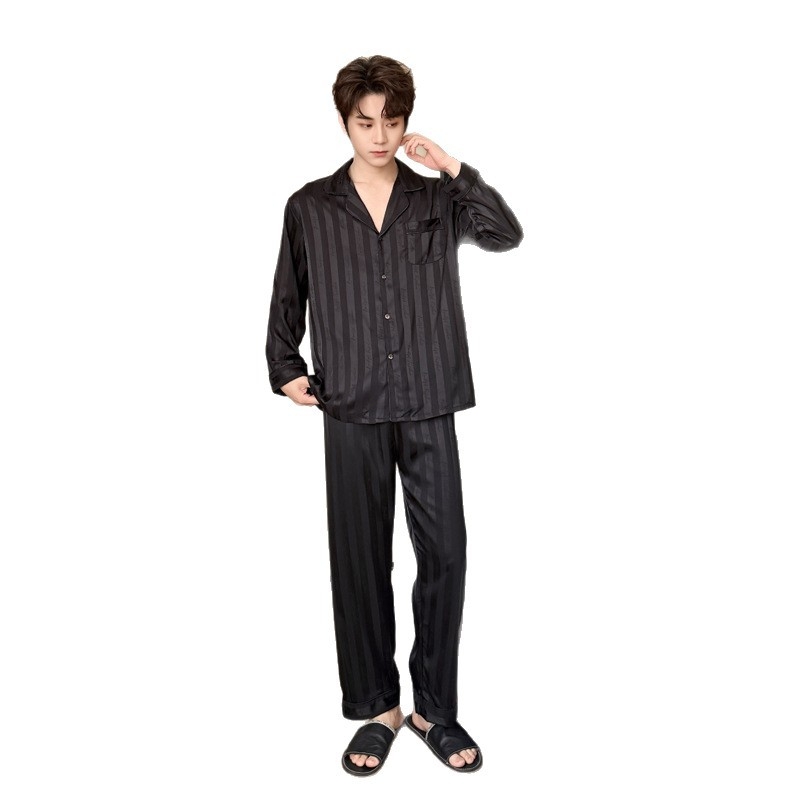 Férfi jégselyem pizsamaszett csíkos mintázattal, hosszú ujjú kardigán galléval és nadrággal, egész évben viselhető