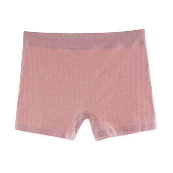 Női pamut alsónemű középmagas derekú jacquard mintával, 90–95% pamut, bélés 100% pamut, anti-expozíció