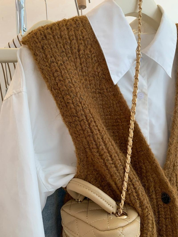 Ženski vest s V-izrezom, pleteni chenille materijal, proljeće 2025, stil Royal Sister
