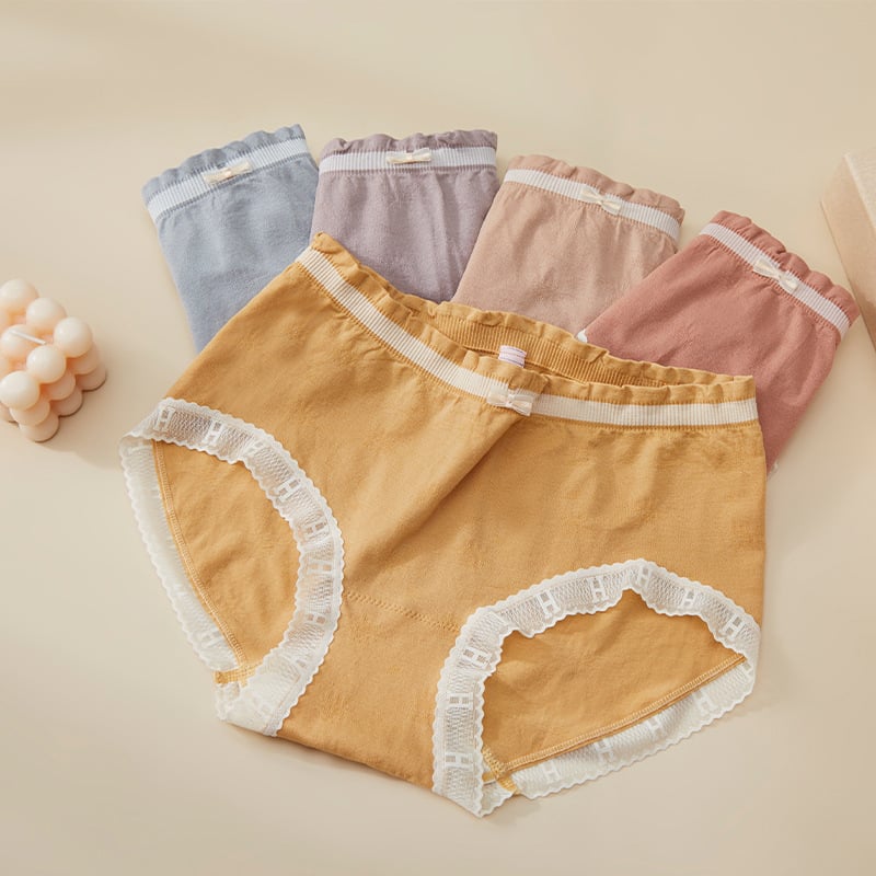 Damske gaćice srednje visoke talije – pamuk, podizanje bokova, prozračne, čipka i mašna