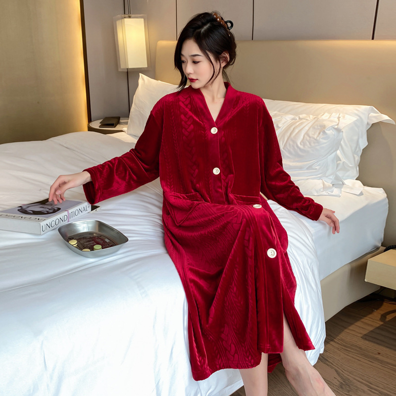 Flanel haljina za spavanje s kardigan-stilom, V-izrez, dugi rukavi, duga suknja; Materijal: flanel; Gustoća: debela (201–250 g/m²); Glavni materijal: 95–100% poliester