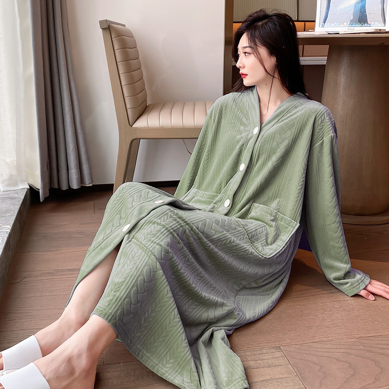 Flanel haljina za spavanje s kardigan-stilom, V-izrez, dugi rukavi, duga suknja; Materijal: flanel; Gustoća: debela (201–250 g/m²); Glavni materijal: 95–100% poliester