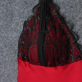 Keresztezett vállú hálóruha, szatén chiffon, vékony anyag, 101–120 g/m², gallér nélküli, ujjatlan