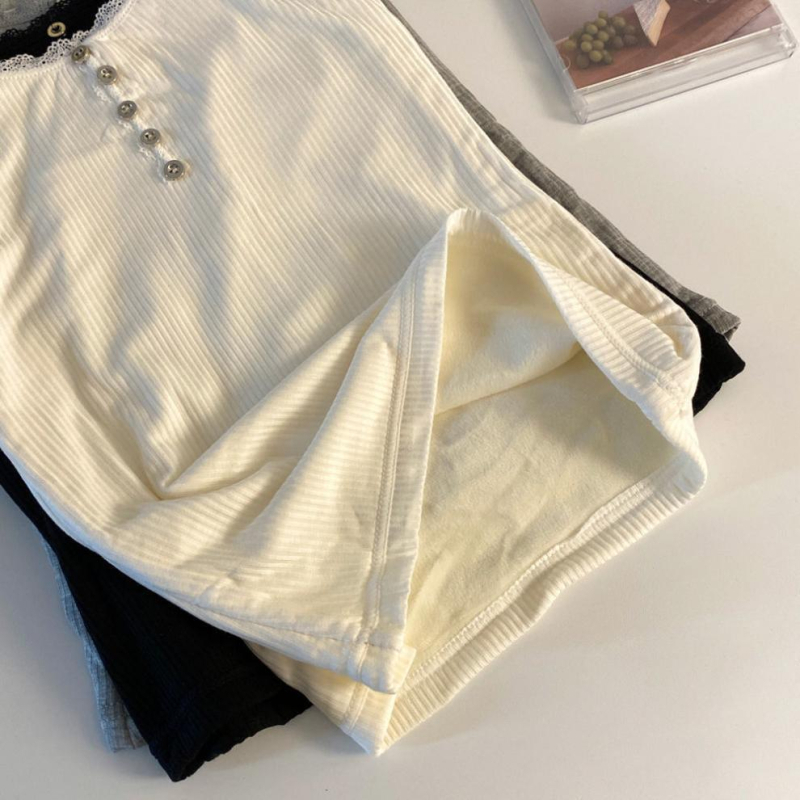 Termális mellény fleece-béléssel, V-nyakú, dupla rétegű nylonanyag, nőknek