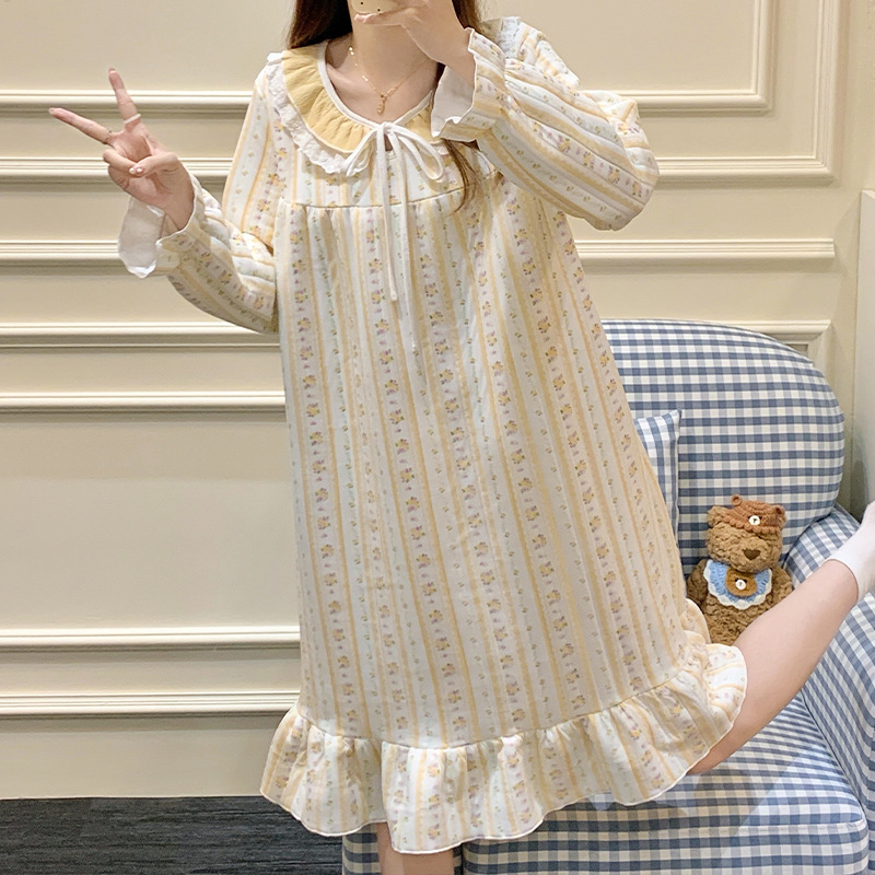 Ženski pidžama set, 100% poliester, dugi rukavi, ovratnik Peter Pan, 251–300 g/m², može se nositi izvana