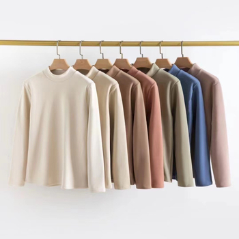 Ženski top baznog sloja s fleesom, polu-visoki ovratnik, rukavi 3/4, poliester 70–80%