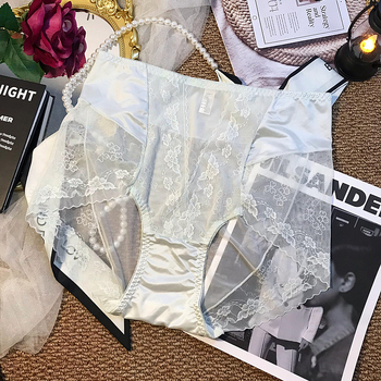 Ženske mrežaste gaćice s čipkom, visokim strukom, prozračni najlon, podstava od viskoze (80-90%)