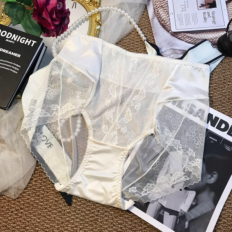 Ženske mrežaste gaćice s čipkom, visokim strukom, prozračni najlon, podstava od viskoze (80-90%)