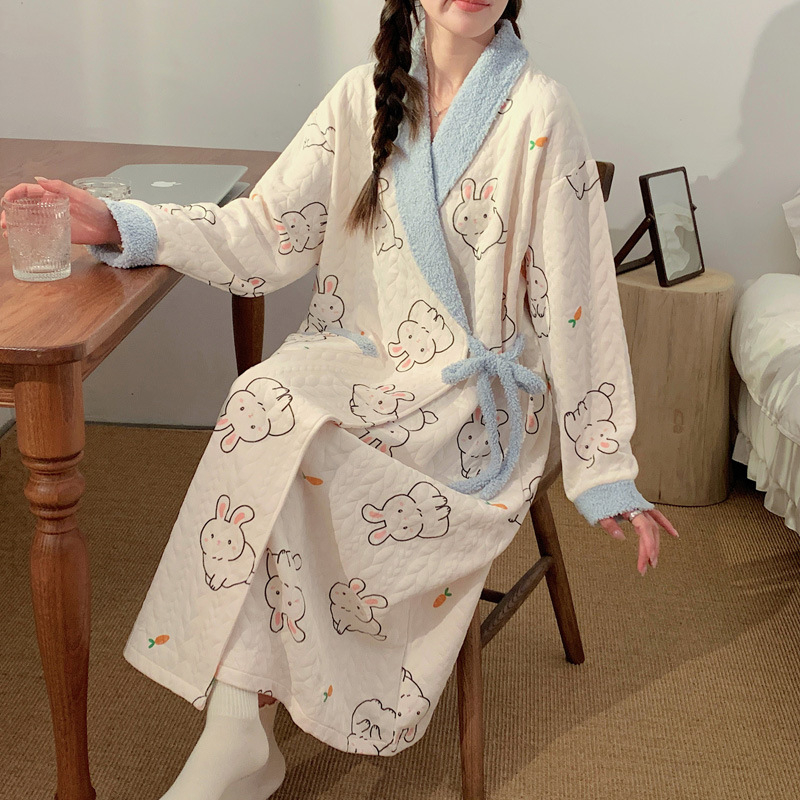 Кимоно стил пижама за майки и кърмене, дебел памук (combed cotton), дълги ръкави и панталони, връзване, подходяща за зимно‑пролетно‑есенно носене.