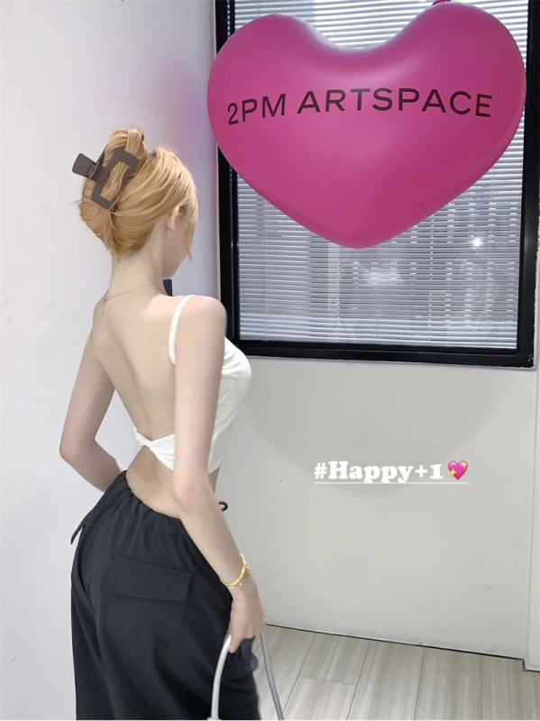 Thai stil kamisol s jastučićem za dekolte, crop top s otvorenim leđima, jesenji komad odjeće, seksi dojam