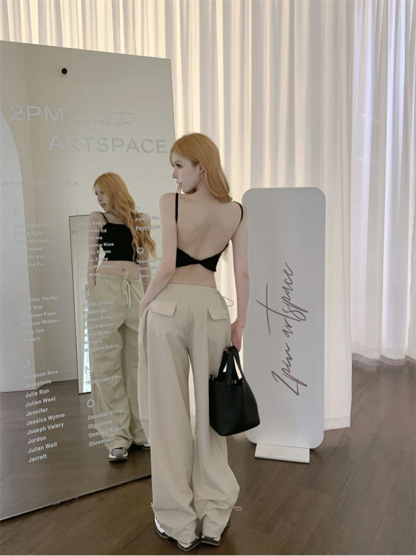 Thai stil kamisol s jastučićem za dekolte, crop top s otvorenim leđima, jesenji komad odjeće, seksi dojam