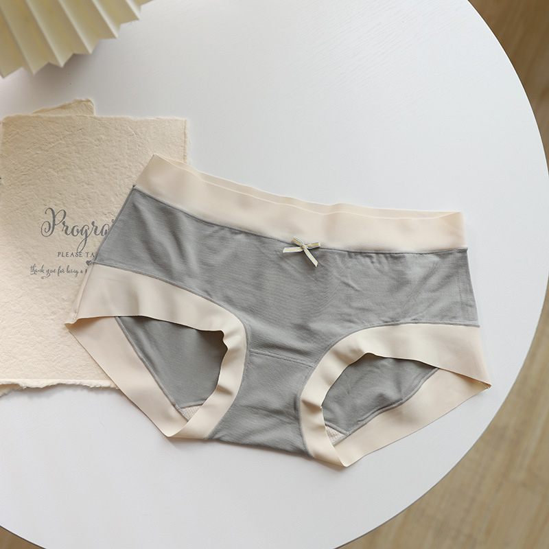 Chiloți de damă talie medie - tricot, fibră de celuloză regenerată, respirabile, căptușeală din viscose, culoare solidă