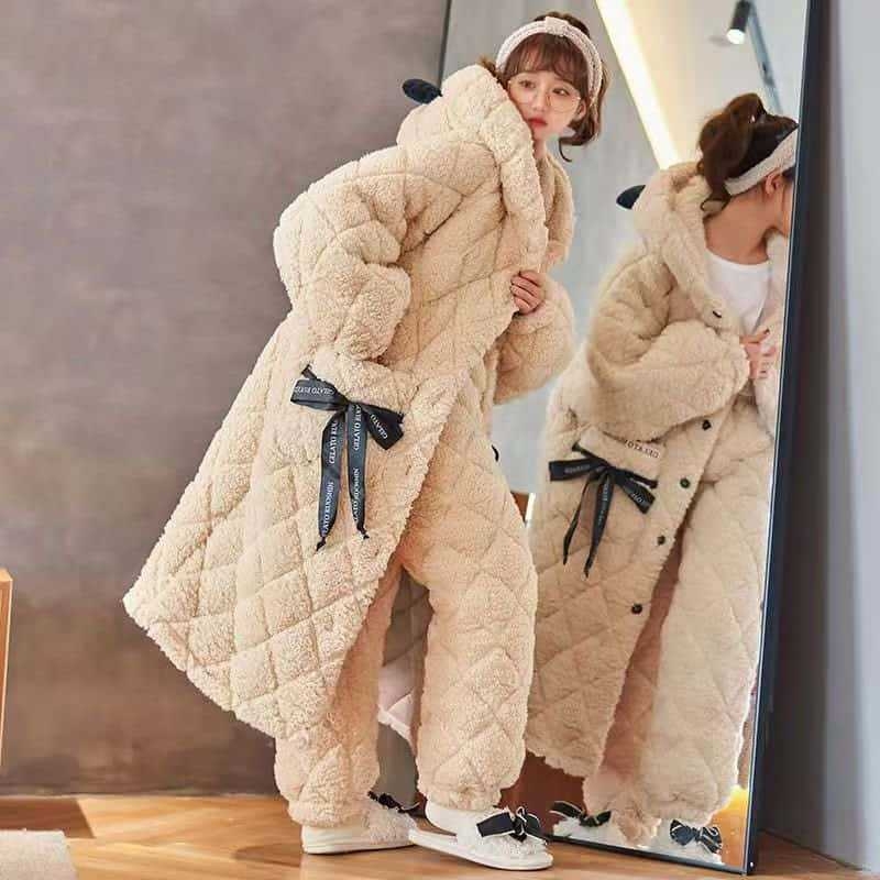 Flanel pijama set, debeli 351–400 g/m², preklopni ovratnik, dugi rukavi, 90–95% pamuk