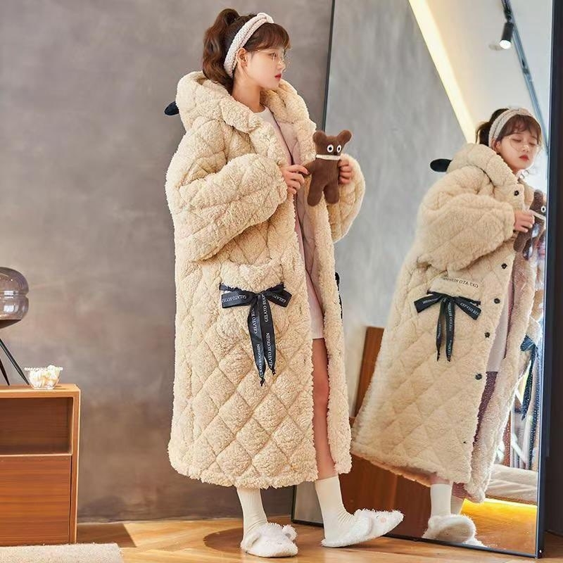 Flanel pijama set, debeli 351–400 g/m², preklopni ovratnik, dugi rukavi, 90–95% pamuk