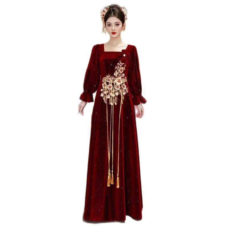 Булчинска рокля в стил A-line, висока талия, дълги ръкави, дълга пола, китайски стил.