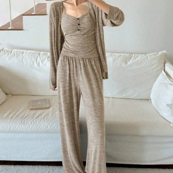 Set de pijama feminin, 3 piese — poliester, fără guler, mâneci lungi, țesătură groasă (201–250 g/m²), lejer, respirabil, pentru acasă și poate fi purtat și afară