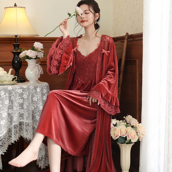 Moteriški ilgas naktinukės su ilgomis rankovėmis, auksinis aksomas, poliesteris 95–100%, 251–300 g/m2, V kaklo iškirptė, prabangaus namų drabužiai