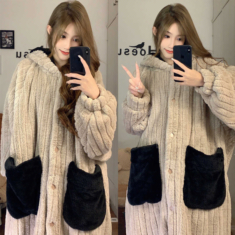 Flanel pijama set s debelim fleeceom, kapuljačom, dugim rukavima i dugim hlačama, poliester 95–100%, 201–250 g/m², zimski stil, siamski i bajkoviti stil