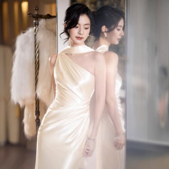 Формална вечерна рокля – дълга, без презрамки, средна талия, полиестер