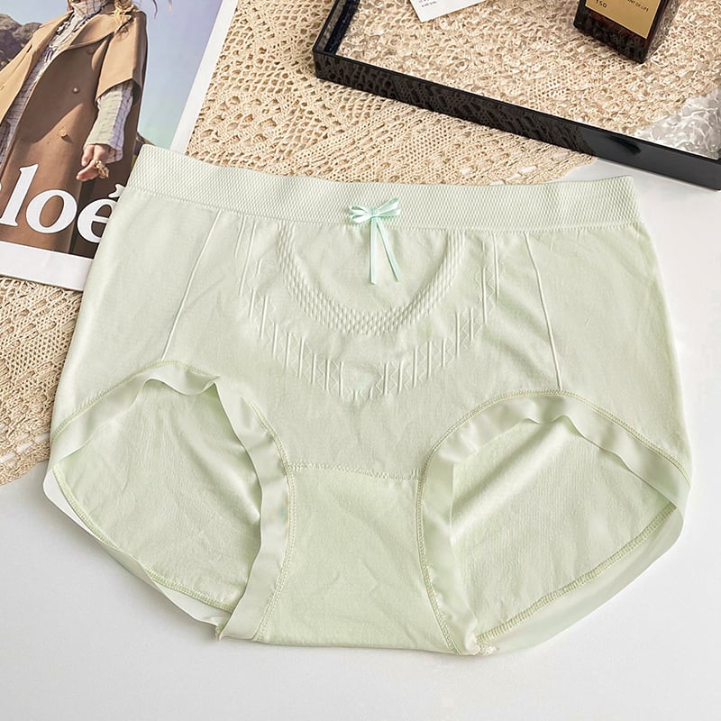 Bešivne ženske gaćice u plus veličini, jacquard materijal, udobne, visokim strukom, prianjaju uz bokove
